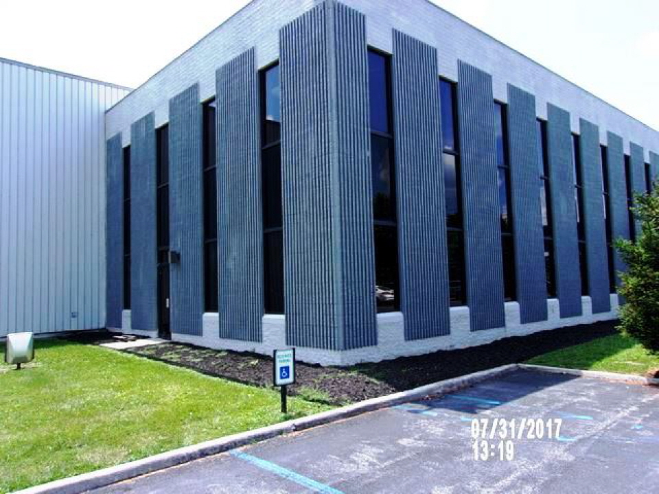 Front-entry walls 1